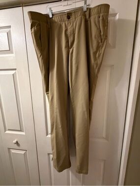 Under Armour Men's Khaki Performance Chinos - Tan